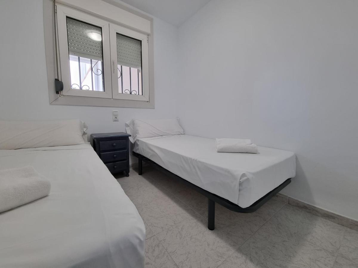 Holiday Primera Linea Magic World Oropesa del Mar Bagian luar foto