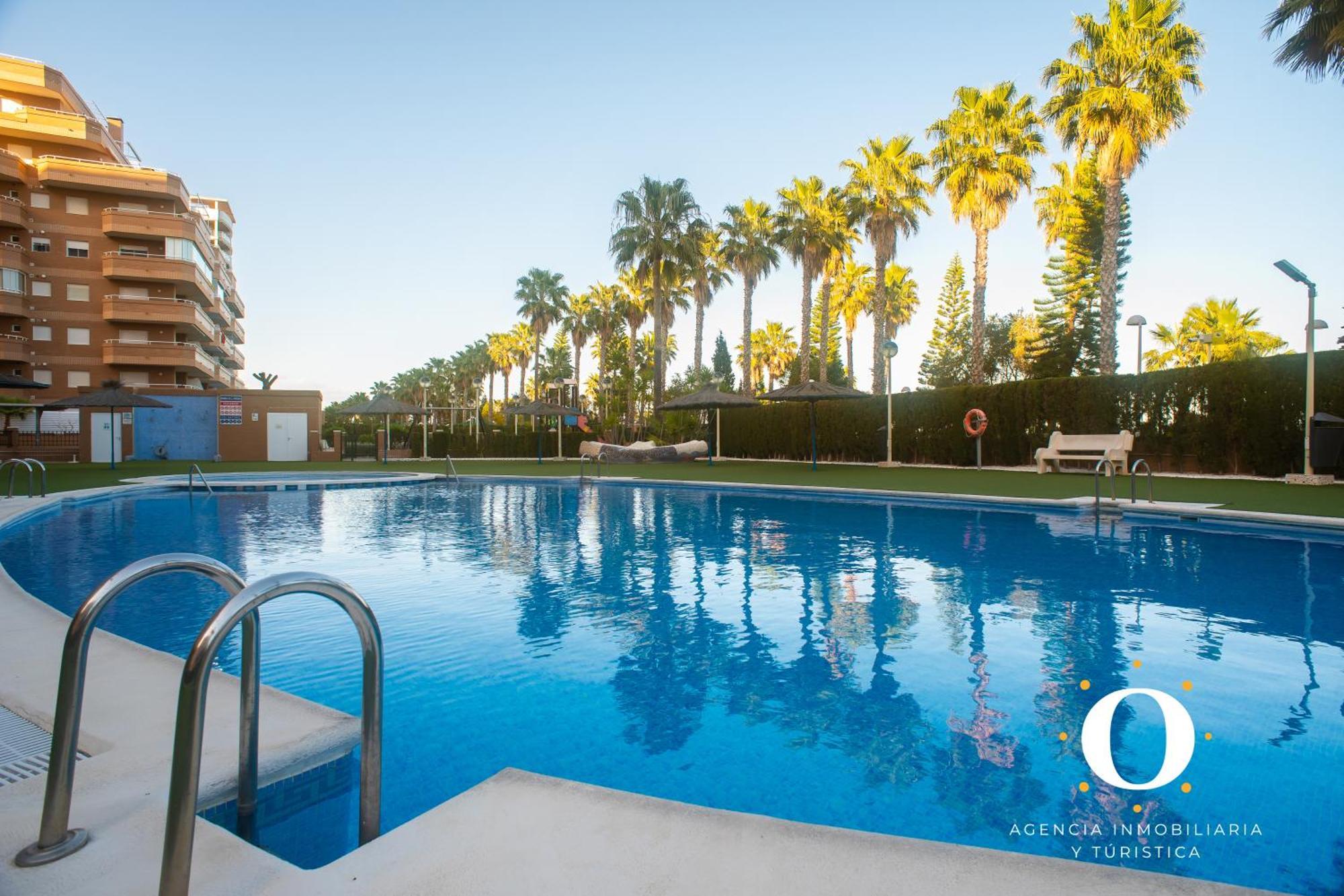 Holiday Primera Linea Magic World Oropesa del Mar Bagian luar foto